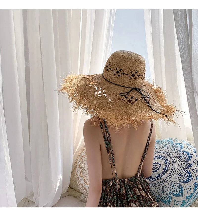 Chapéu de Sol de Palha e Aba Larga