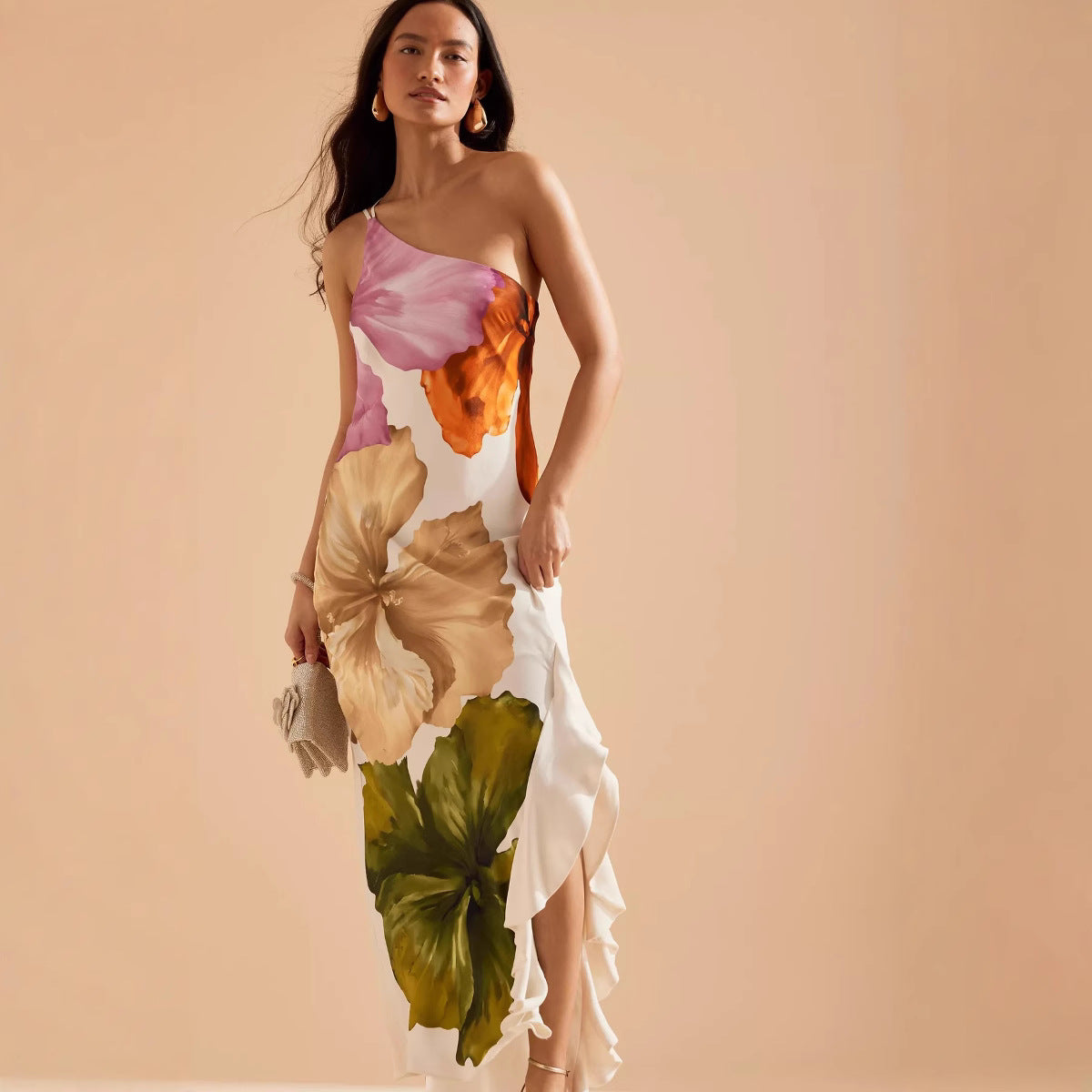 Vestido Chérie Longo de Alça Única e Abertura Lateral de Babados