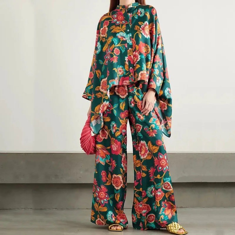 Conjunto Retrô de Cetim Estilo Inglês Estampado Florido