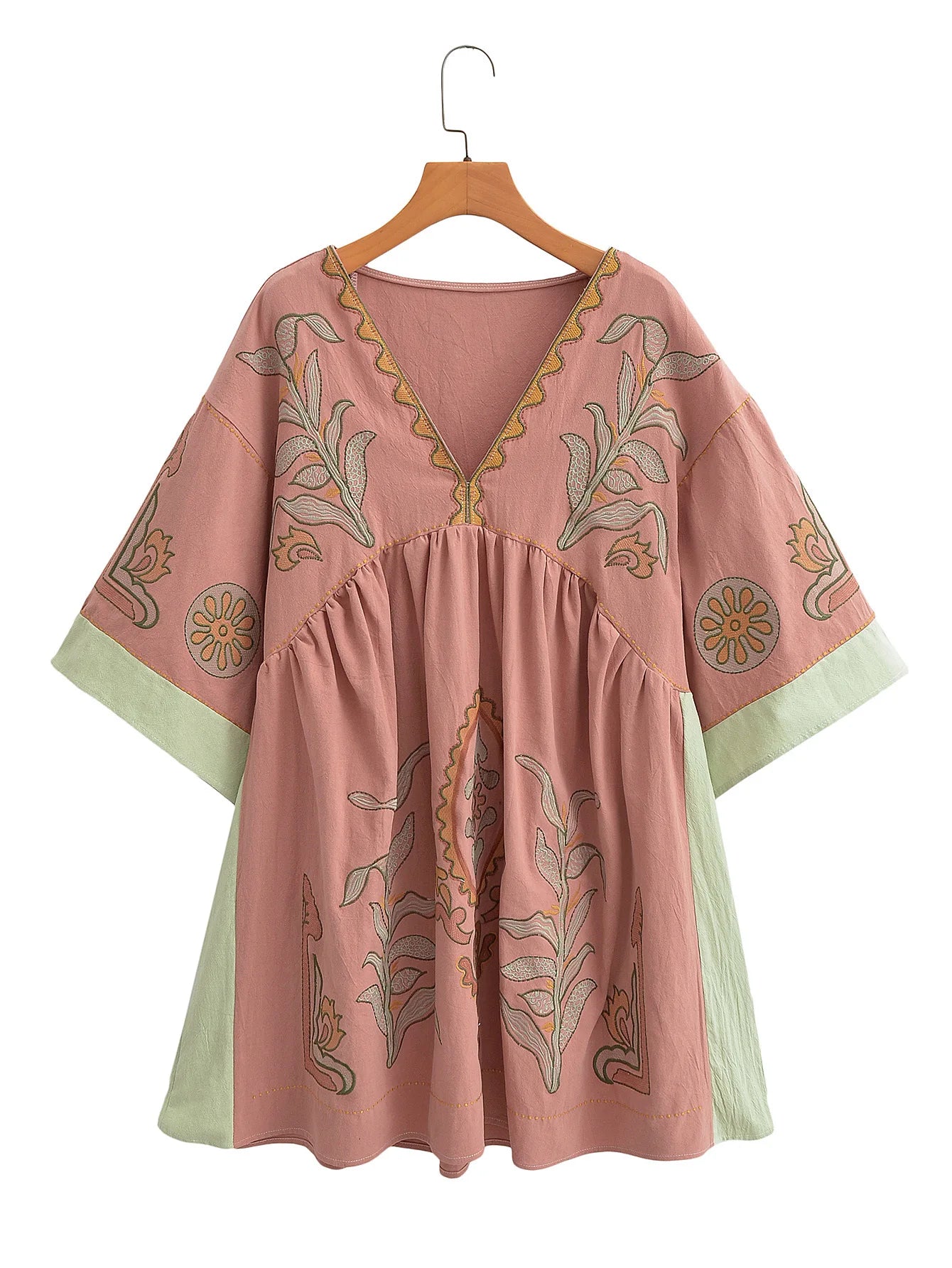 Bata Vestido Bordada Rosa e Verde