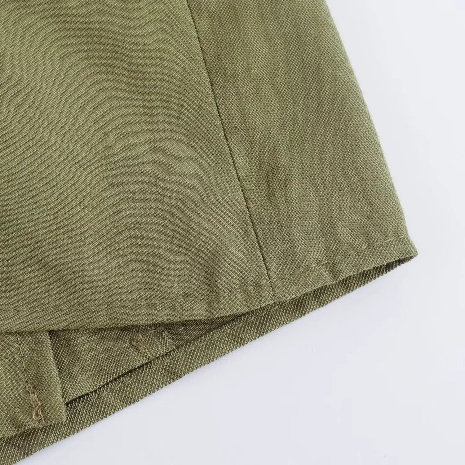 Shorts Saia Feminina com Laço Elegante