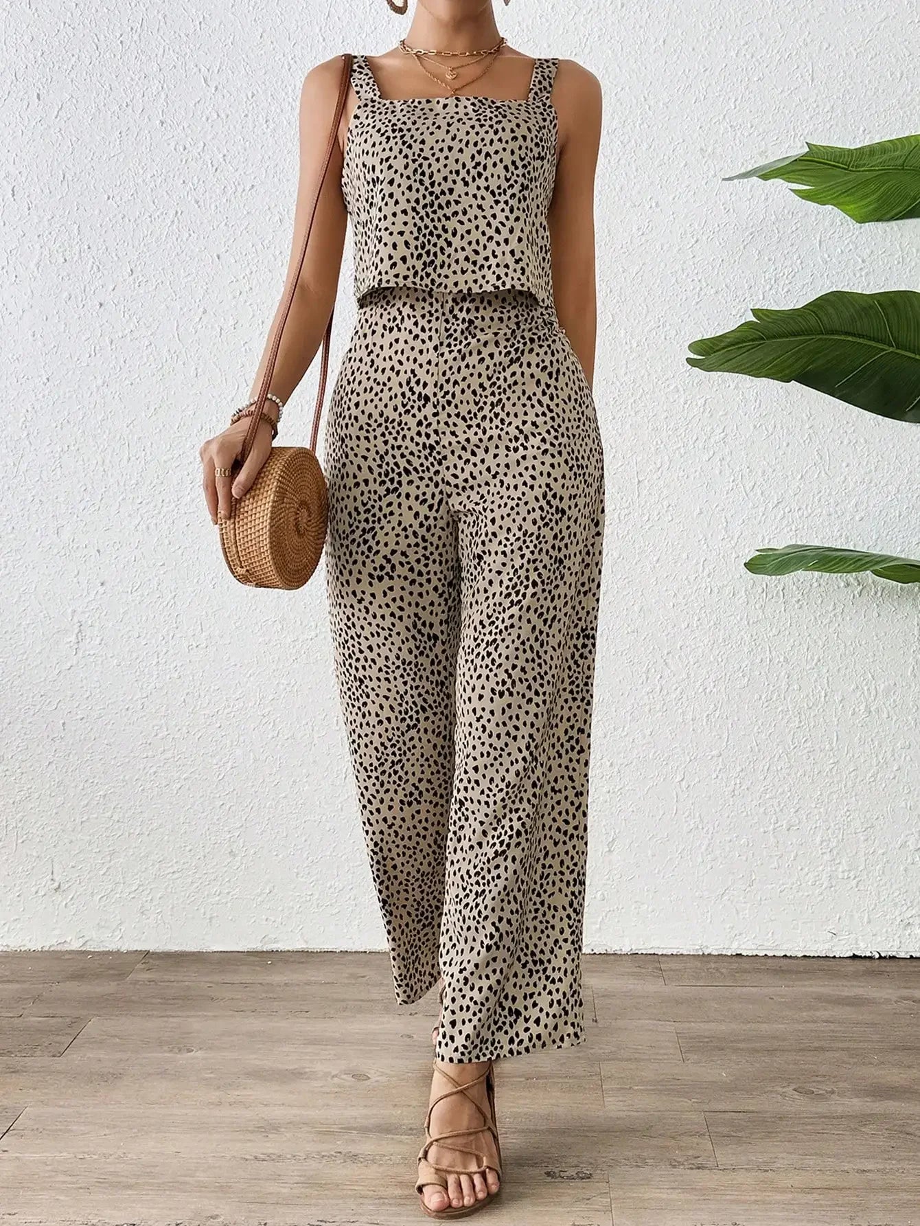 Macacão Feminino Elegante com Alça Dupla Animal Print