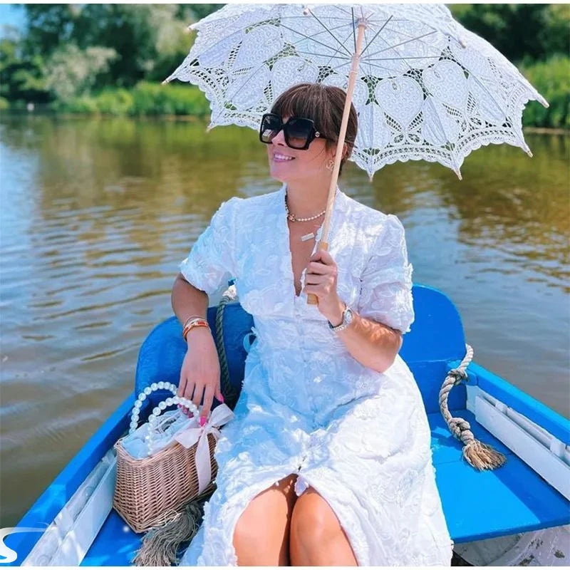 Vestido Maxi Elegante com Bordado Floral e Manga Puff