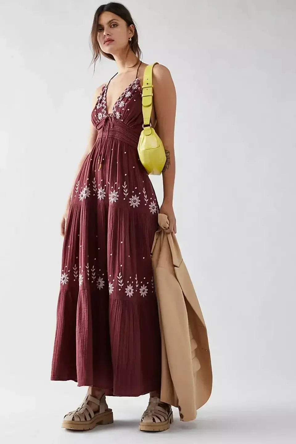 Vestido Longo Feminino com Bordado Floral