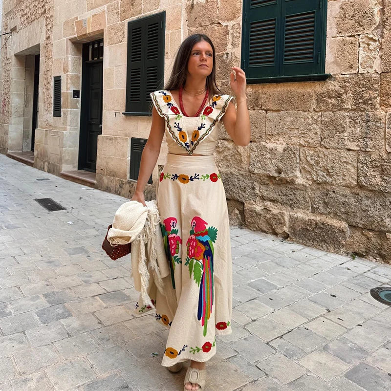 Conjunto Feminino Estampado com Saia e Top-7