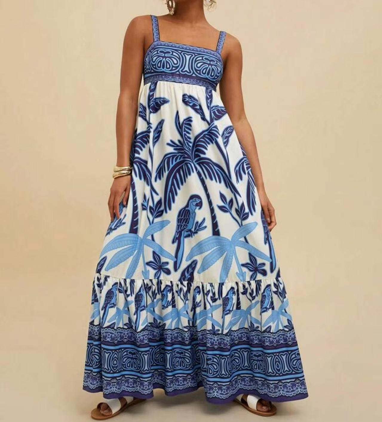 Vestido Midi com Alças Finas e Estampa Tropical de Coqueiros
