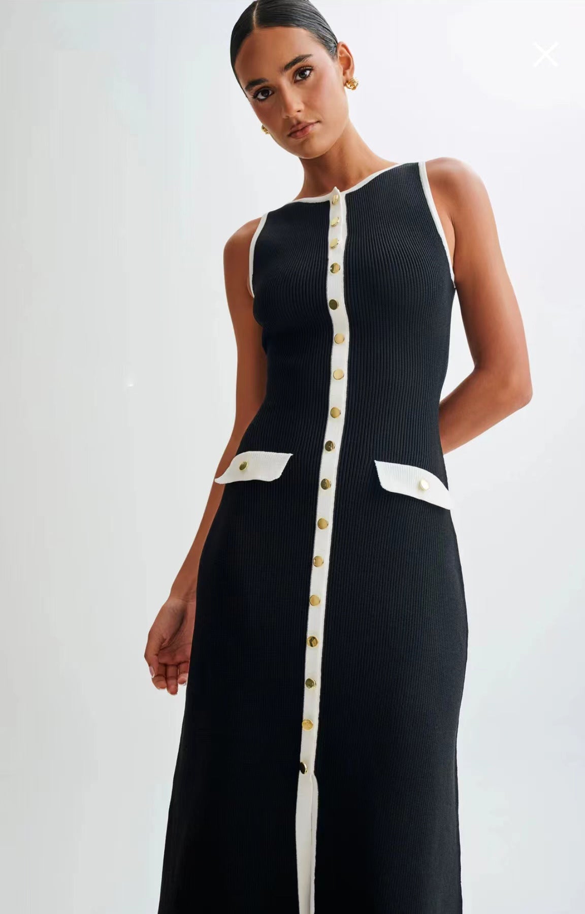 Vestido Midi Reto Silhueta Clássica