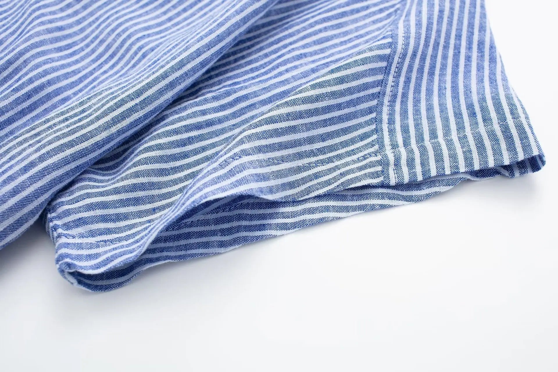 Macaquinho Feminino de Canhãmo Listrado Azul