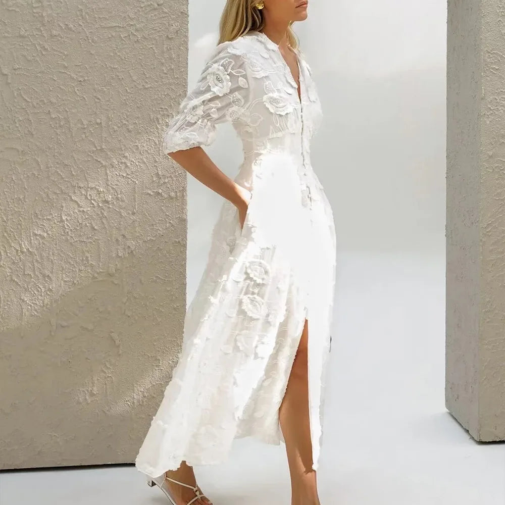 Vestido Maxi Elegante com Bordado Floral e Manga Puff