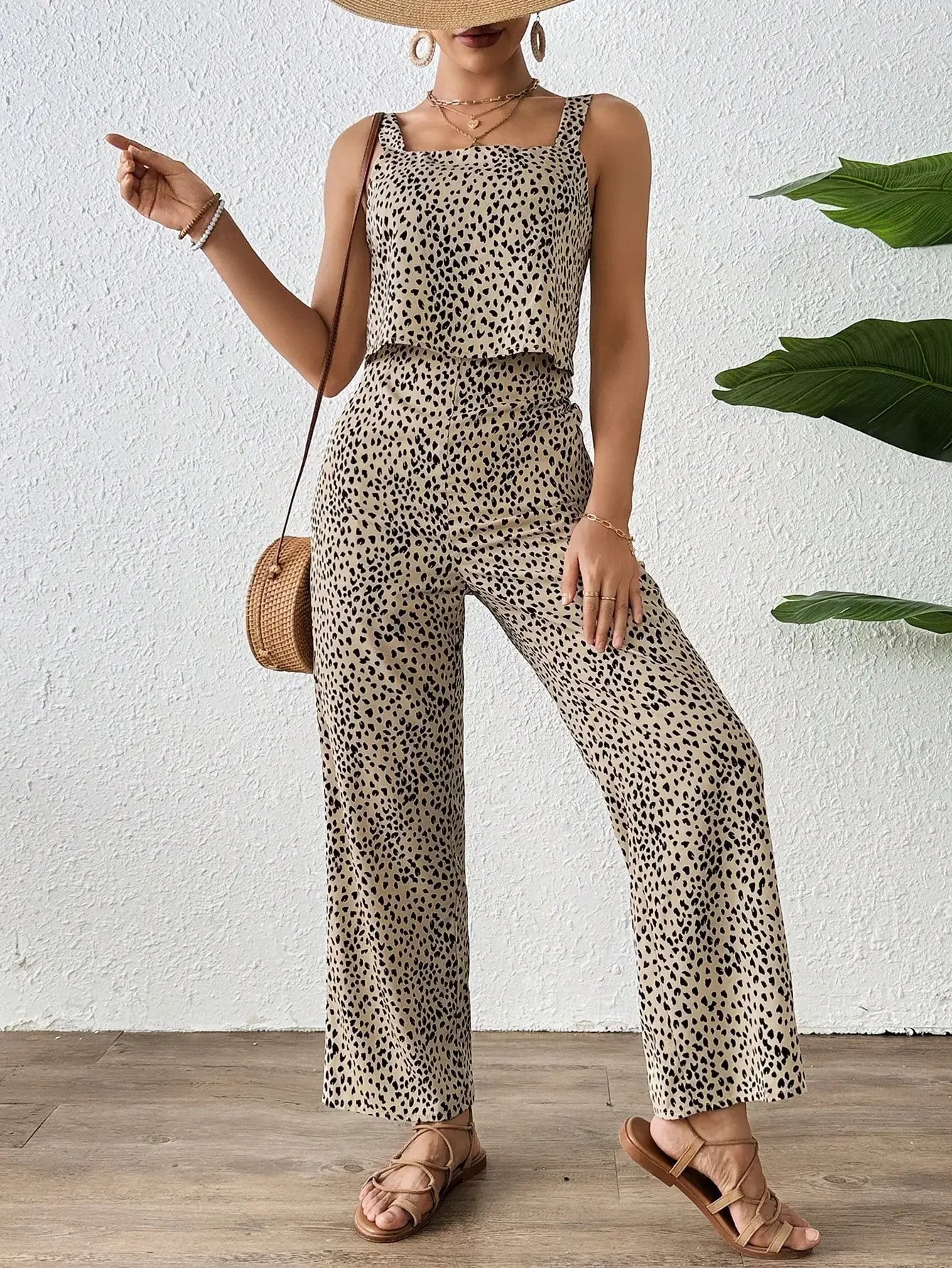 Macacão Feminino Elegante com Alça Dupla Animal Print