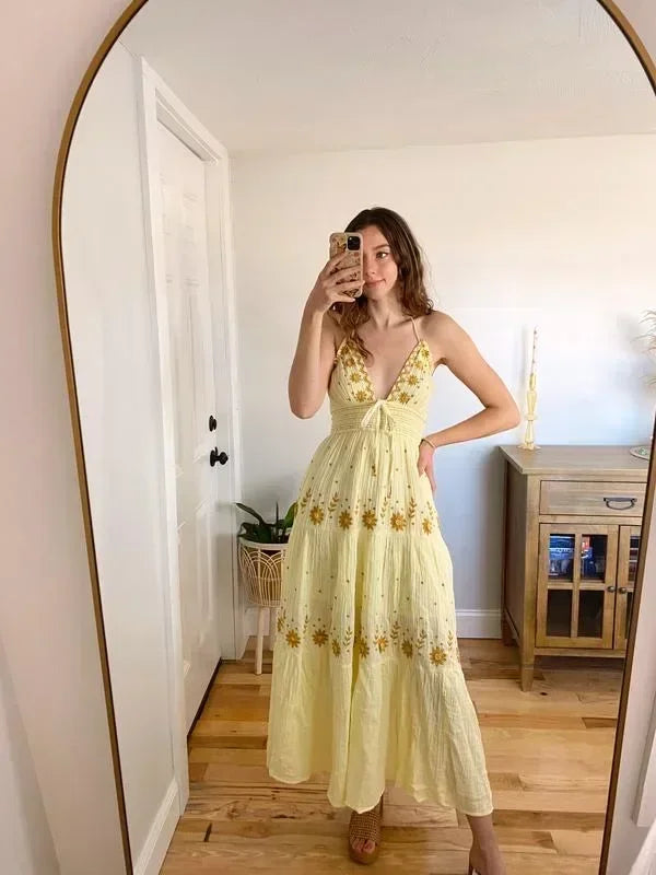 Vestido Longo Feminino com Bordado Floral