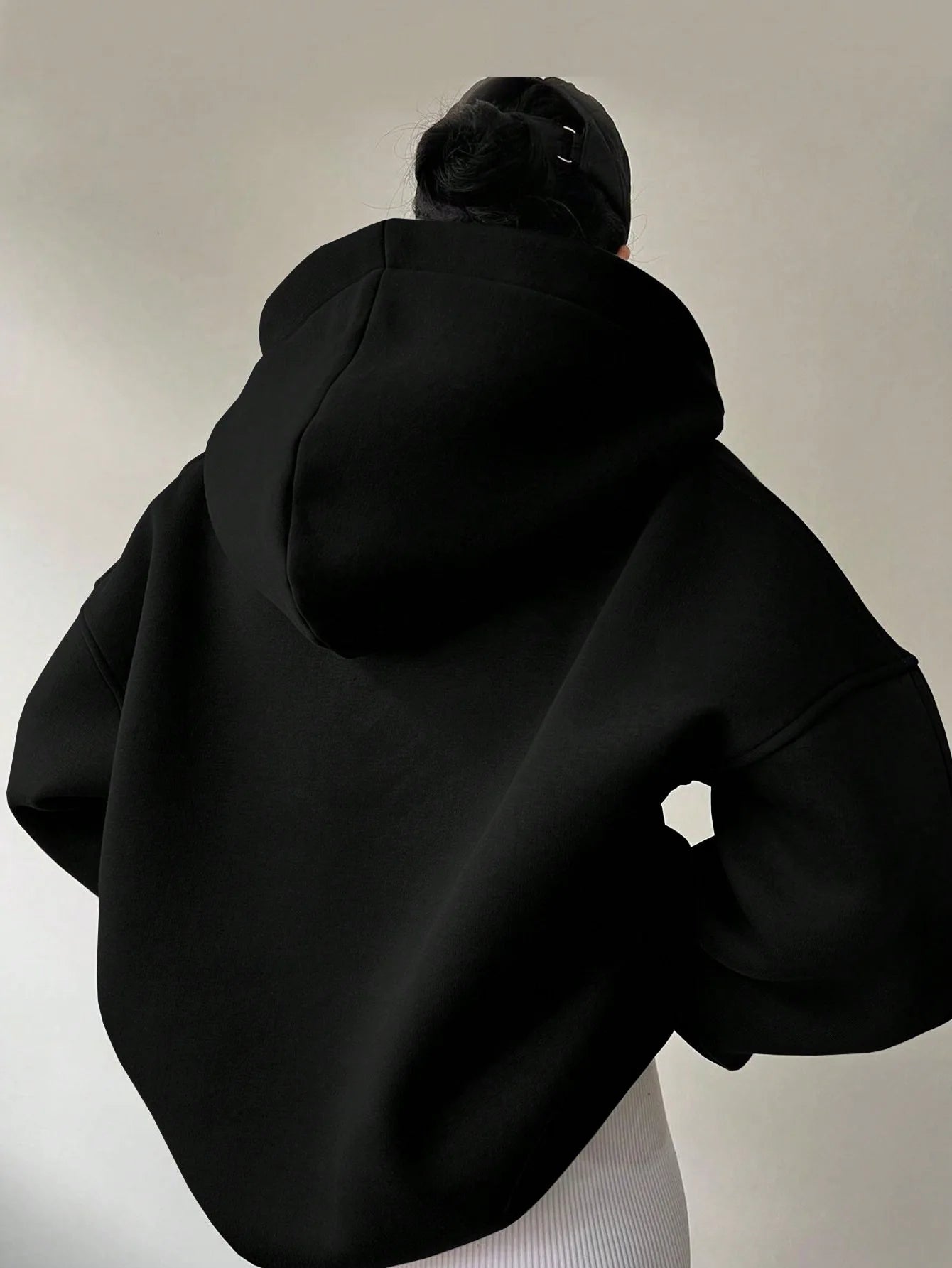 Moletom Feminino Streetwear com Capuz